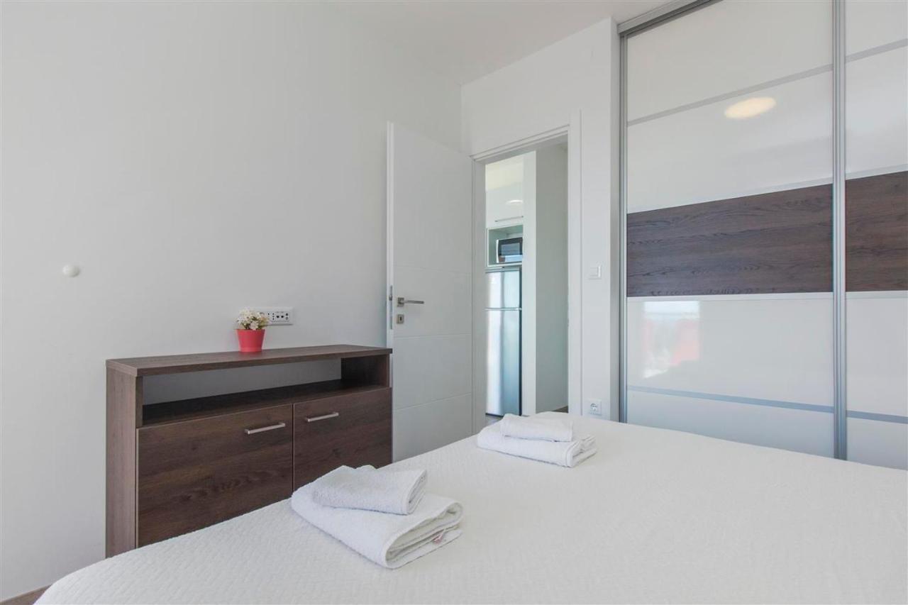 Villa Top Of Murter, One Bedroom Apartment Екстер'єр фото